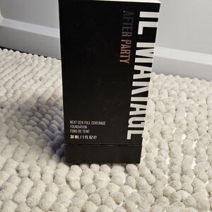 NWOT IL MAKIAGE After Party Foundation 55